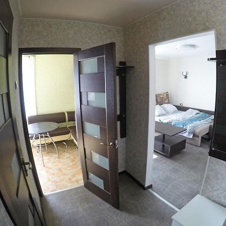 Уютная Квартира Со Свежим Ремонтом Odessa Esterno foto